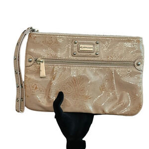 Cream Boho print Wristlet 💰shiny & pretty! Love this bag!EUC